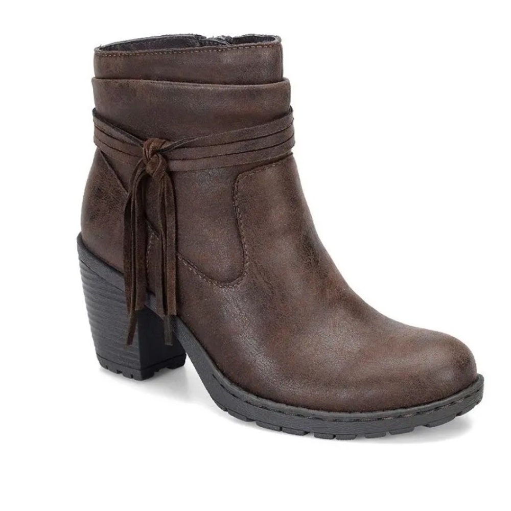 Born B.O.C. Brown Alicudi Ankle Boot w/ Side Tassel Detail - Size 9